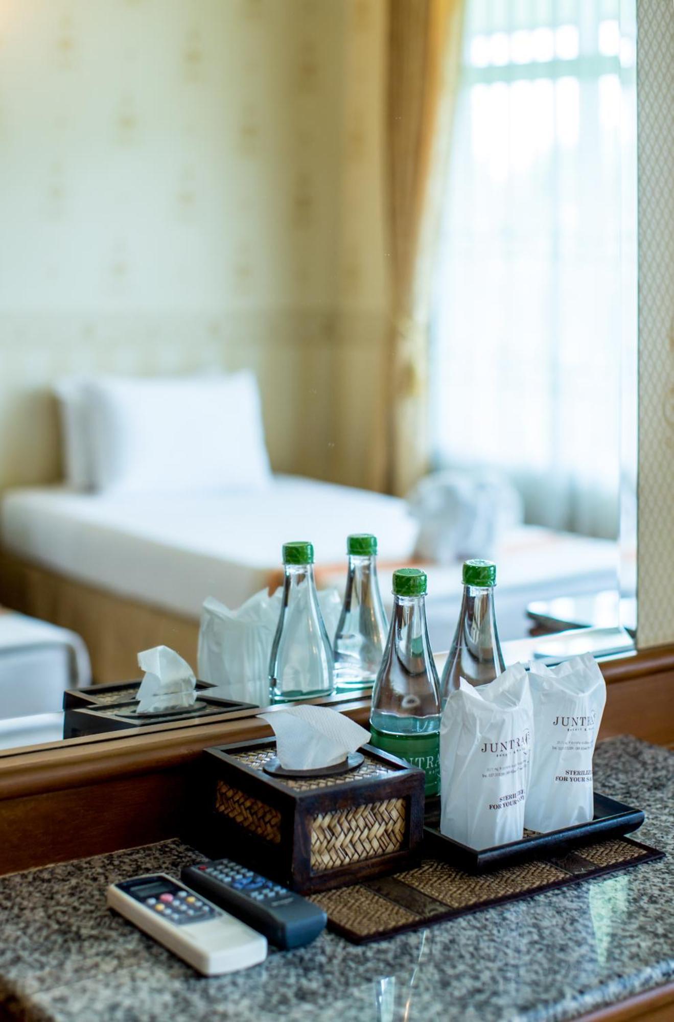 Juntra Resort & Hotel Nakhon Nayok Εξωτερικό φωτογραφία